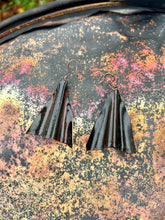 Load image into Gallery viewer, NEW!! Collection of Wavy Black Earrings (Fort Ethan Allen Copper)