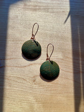 Load image into Gallery viewer, Longer Fishhook with Plate Rolled Design