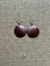 Load image into Gallery viewer, Copper Rolled Earring